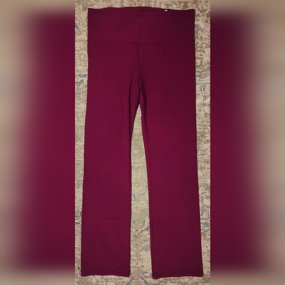 Athleta Elation Straight Leg Pant in Rich Burgundy